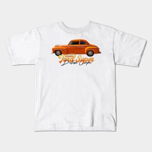 1946 Ford Super Deluxe Coupe Kids T-Shirt